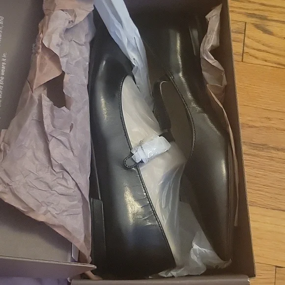 Franco SARTO Pointed Toe Mary Jane Flats Shoes Women’s Size 8M - Picture 4 of 4